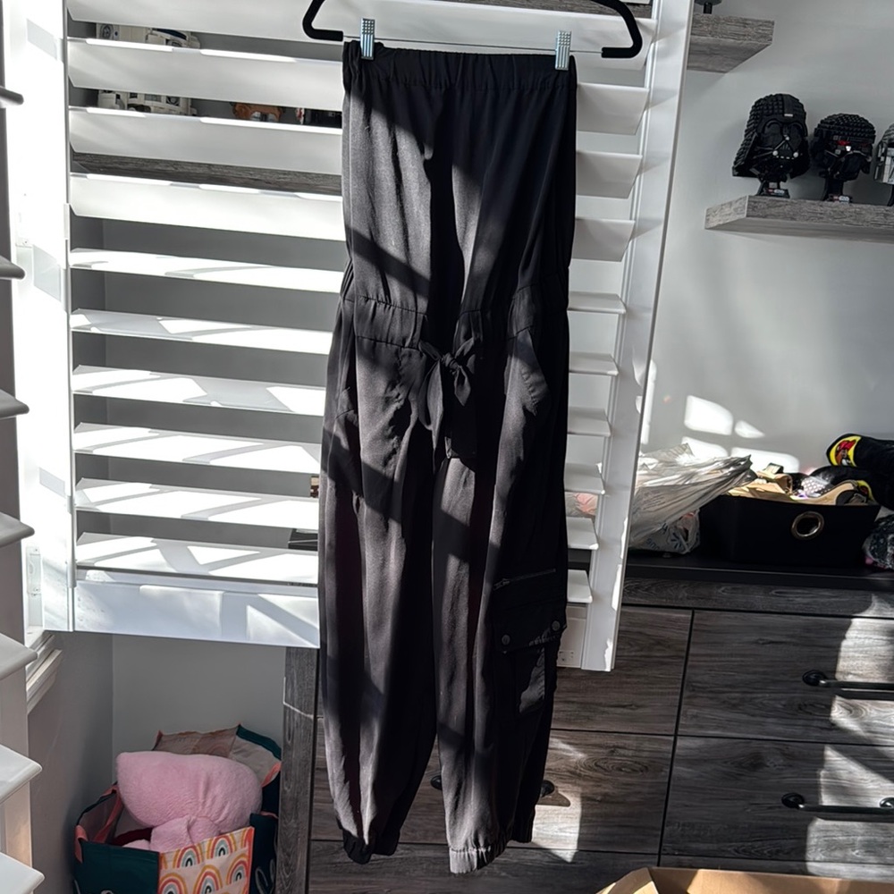 Black Women's Pants
